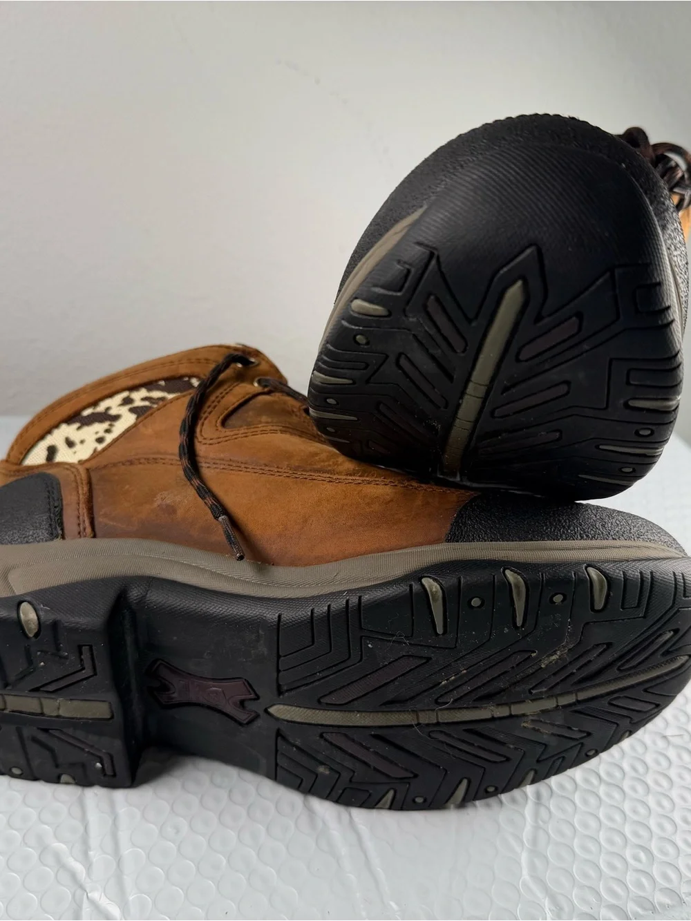 Ariat Terrain Waterproof ATS Brown Leather Hiking Boots Cow Print Men’s 10B